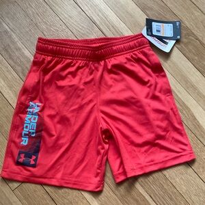 NWT Under Armor Tech Shorts - Youth Small